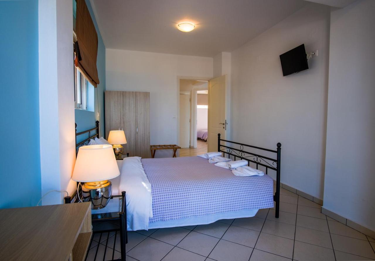 Blue Villas Agia Marina 외부 사진